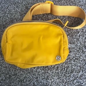 Lululemon belt bag